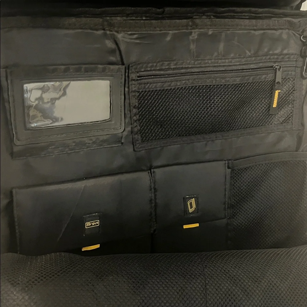 Targus Laptop bag.